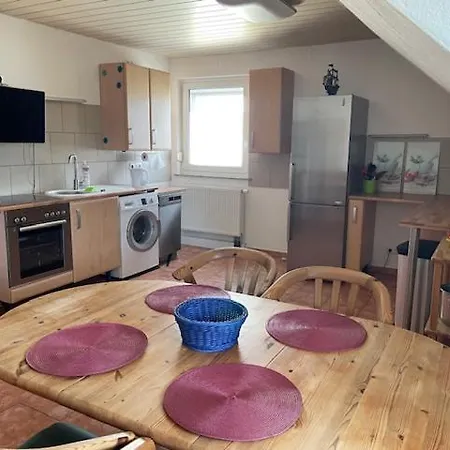 Apartment Monteur-ferienwohnung Flori *